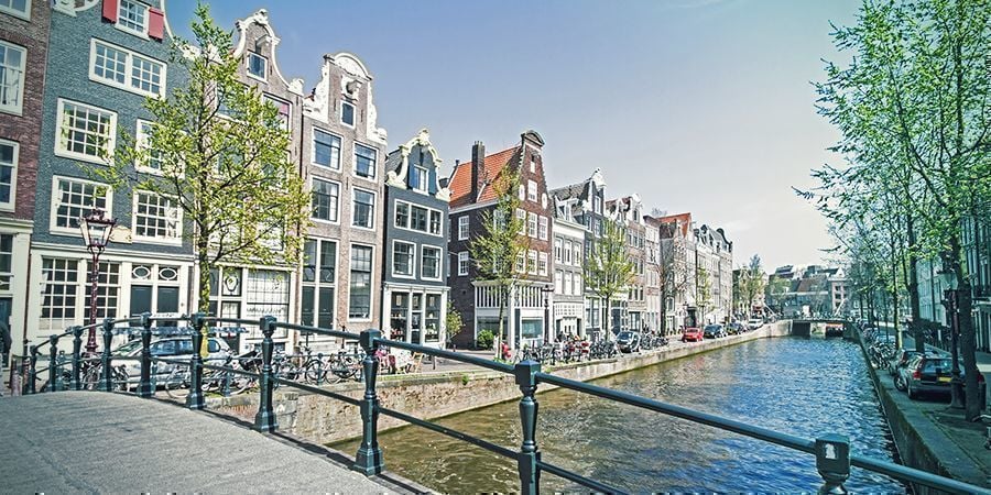 Posti Migliori Dove Fumare Ad Amsterdam: Canali Pittoreschi