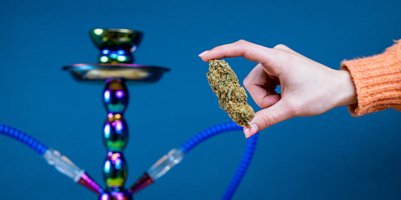 Si può fumare la cannabis con un narghilè?