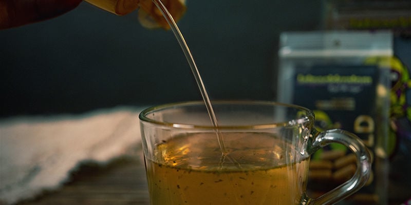 Come Migliorare il Gusto del Tè al Kratom